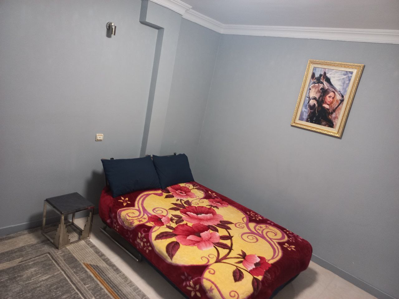 اپارتمان مبله دو خواب پونک ( میرزابابایی)