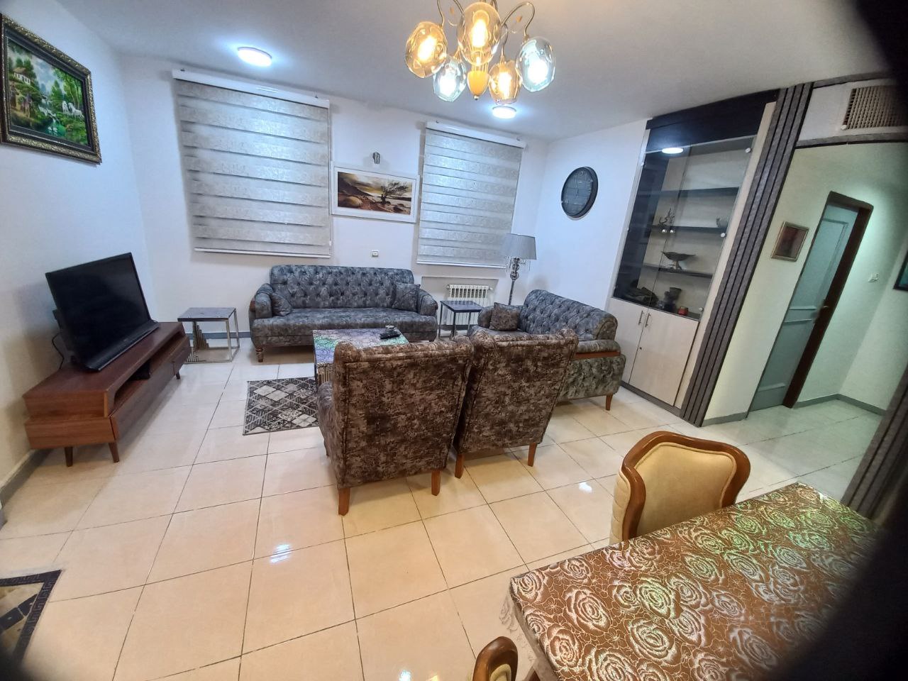 اپارتمان مبله دو خواب پونک ( میرزابابایی)