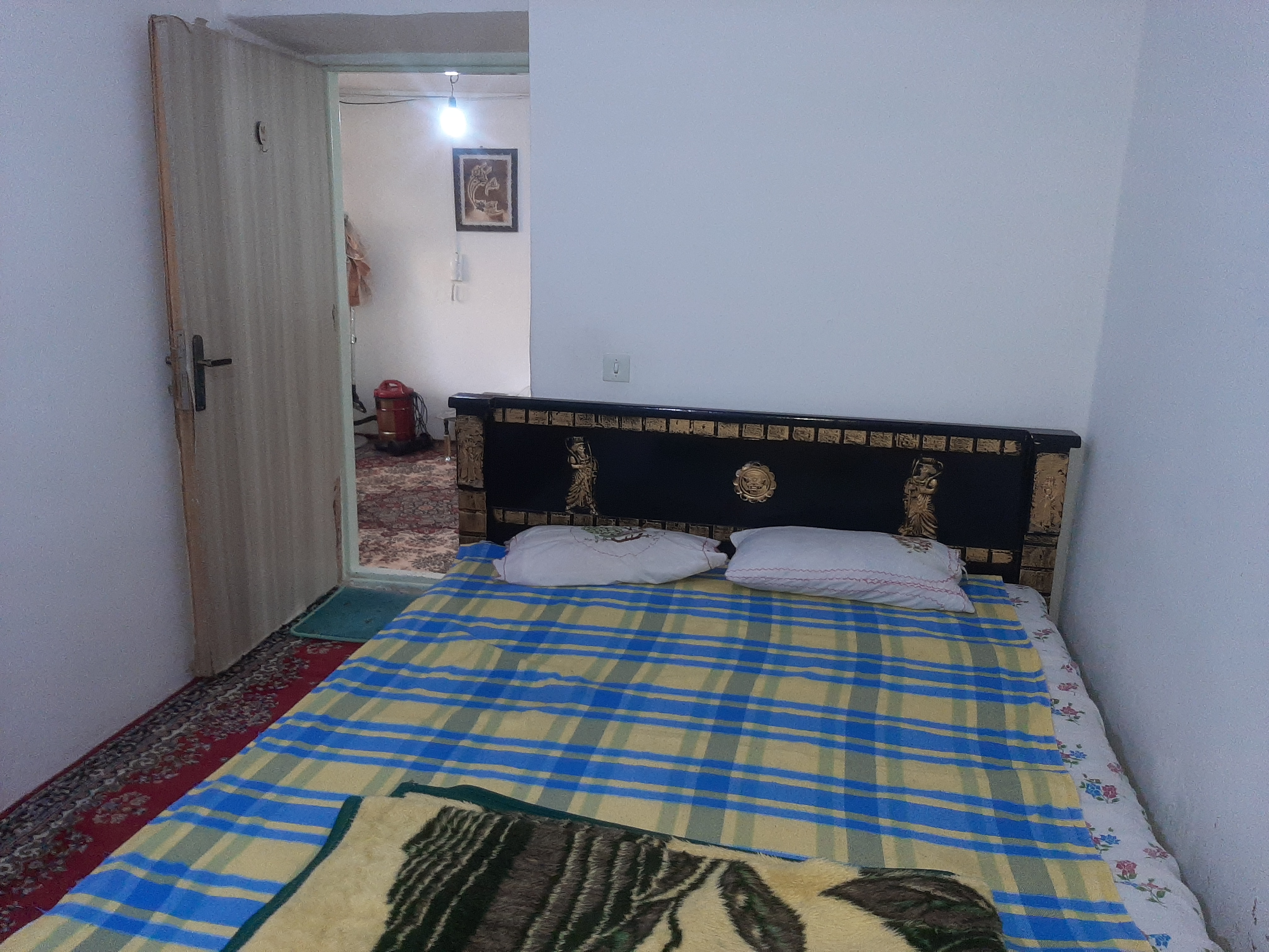 خانه مسافرسرچشمه