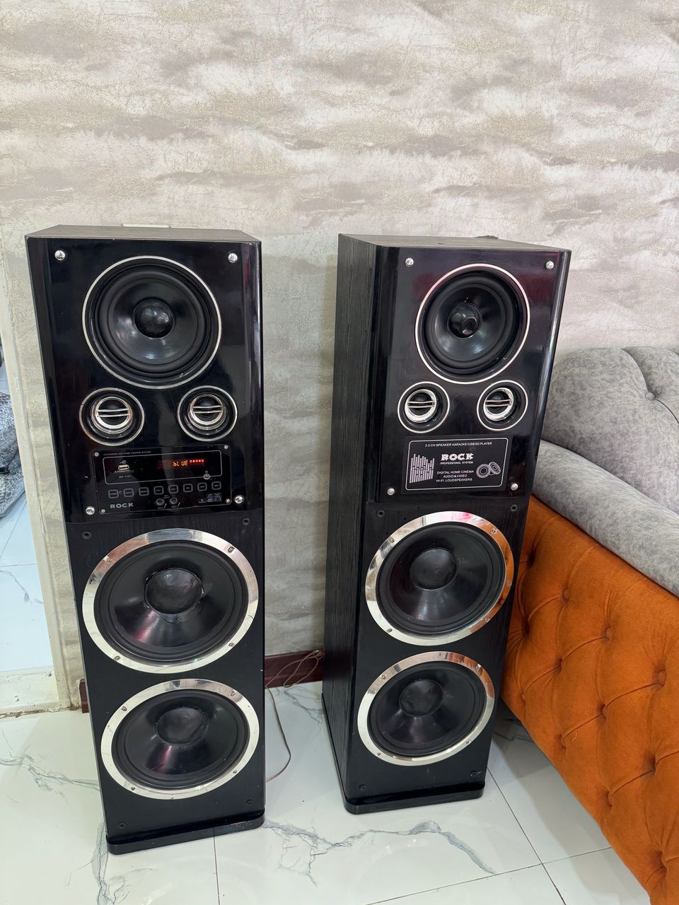 باغ ویلا استخر سرپوشیده چهارفصل ( شهریار )